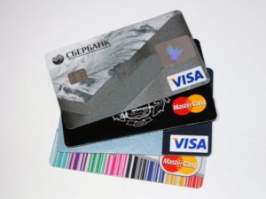 Какая карта предпочтительней - Visa или Mastercard